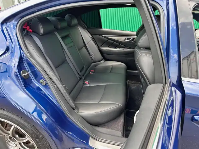 日産 スカイライン ハイブリッド 350GT Type SP 宮城県 2018(平30)年 6.4万km オーロラフレアブルーパール 前方衝突予測警報/後側方衝突防止支援システム/後側方車両検知警報/ハイビームアシスト/アクティブAFS/車間距離維持支援システム/インテリジェントクルーズコントロール/インテリジェントエマージェンシーブレーキ/車線逸脱防止支援システム/車線逸脱警報/インテリジェントアラウンドビューモニター/コーナーセンサー/ダイレクトアダプティブステアリング/アクティブレーンコントロール/純正ナビ/・CD/DVD/・Bluetooth/・フルセグTV/・USB端子/ビルトインETC/ドライブレコーダー/GPSレーダー探知機（AR-333）/レザーシート/シートヒーター/パワーシート/革巻きステアリング/パドルシフト/ステアリングスイッチ/LEDヘッドランプ/フォグランプ/オートライト/スマートキー＆プッシュスタート/エンジンスターター/電動格納ミラー/社外19インチAW（ADVAN Raing）/純正フロアマット/W/サイド/カーテンエアバッグ