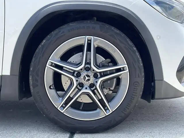 メルセデス・ベンツ ＧＬＡ２００ｄ 4マチック AMGライン 東京都 2021(令3)年 4万km 白 純正ナビ/360°カメラ/ACC/ハーフレザーシート/シートヒーター/ドライブレコーダー/パノラマSR/ETC2.0