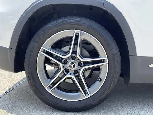 メルセデス・ベンツ ＧＬＡ２００ｄ 4マチック AMGライン 東京都 2021(令3)年 4万km 白 純正ナビ/360°カメラ/ACC/ハーフレザーシート/シートヒーター/ドライブレコーダー/パノラマSR/ETC2.0