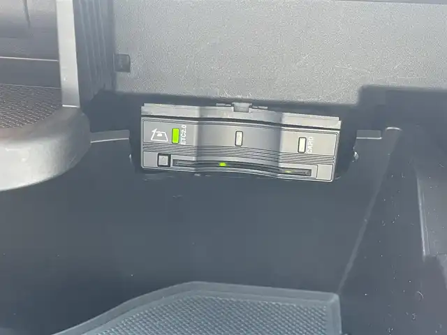 メルセデス・ベンツ ＧＬＡ２００ｄ 4マチック AMGライン 東京都 2021(令3)年 4万km 白 純正ナビ/360°カメラ/ACC/ハーフレザーシート/シートヒーター/ドライブレコーダー/パノラマSR/ETC2.0