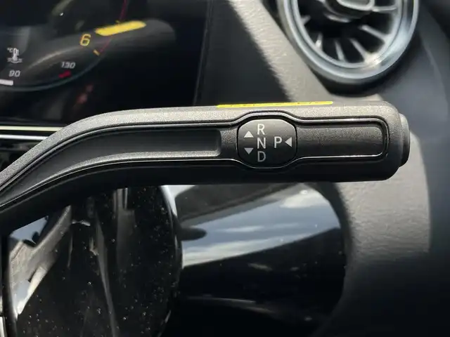 メルセデス・ベンツ ＧＬＡ２００ｄ 4マチック AMGライン 東京都 2021(令3)年 4万km 白 純正ナビ/360°カメラ/ACC/ハーフレザーシート/シートヒーター/ドライブレコーダー/パノラマSR/ETC2.0