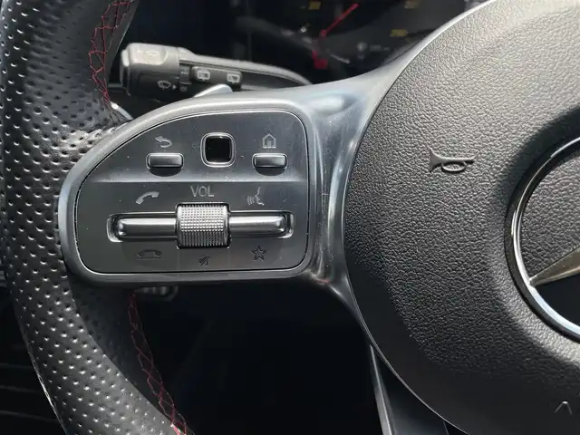 メルセデス・ベンツ ＧＬＡ２００ｄ 4マチック AMGライン 東京都 2021(令3)年 4万km 白 純正ナビ/360°カメラ/ACC/ハーフレザーシート/シートヒーター/ドライブレコーダー/パノラマSR/ETC2.0