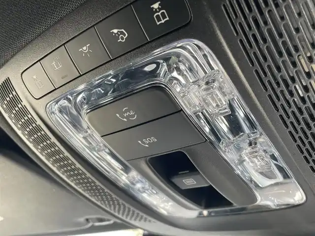 メルセデス・ベンツ ＧＬＡ２００ｄ 4マチック AMGライン 東京都 2021(令3)年 4万km 白 純正ナビ/360°カメラ/ACC/ハーフレザーシート/シートヒーター/ドライブレコーダー/パノラマSR/ETC2.0