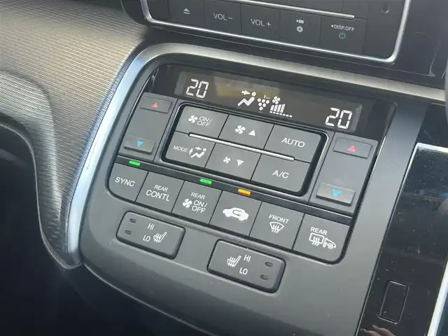ホンダ ステップワゴン スパーダ クルスピセンシング 静岡県 2021(令3)年 6.5万km プレミアムスパークルブラックパール ホンダセンシング/純正１０型インターナビ/フルセグTV/ＤＶＤ再生/純正後席モニター/バックカメラ/ＥＴＣ/ドラレコ前後/前席シートヒーター/ＡＣＣ/誤発進抑制機能/わくわくゲート/ＬＥＤヘッドライト/LEDフォグライト/サイドカーテンエアバッグ/純正１７ＡＷ