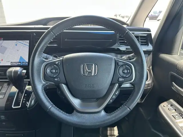 ホンダ ステップワゴン スパーダ クルスピセンシング 静岡県 2021(令3)年 6.5万km プレミアムスパークルブラックパール ホンダセンシング/純正１０型インターナビ/フルセグTV/ＤＶＤ再生/純正後席モニター/バックカメラ/ＥＴＣ/ドラレコ前後/前席シートヒーター/ＡＣＣ/誤発進抑制機能/わくわくゲート/ＬＥＤヘッドライト/LEDフォグライト/サイドカーテンエアバッグ/純正１７ＡＷ