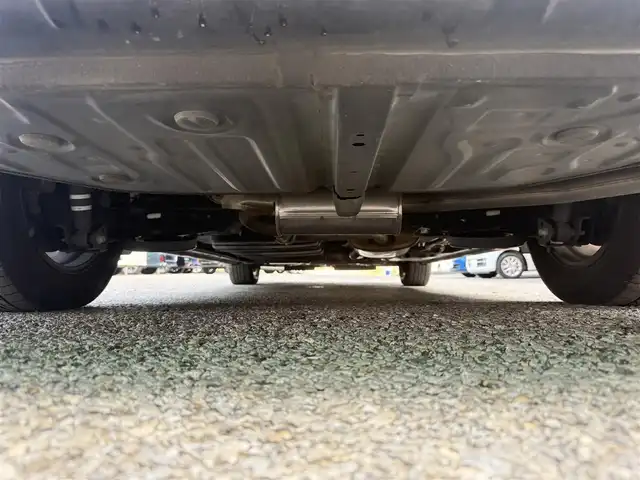 トヨタ ノア Si ダブルバイビー 千葉県 2018(平30)年 5.8万km ブラック 純正ナビ(NSZT-Y66T)/フルセグ/フリップダウンモニター/バックカメラ/クルーズコントロール/ドライブレコーダー　前のみ/両側パワースライドドア/衝突軽減ブレーキ/ハーフレザーシート/純正アルミホイール/純正フロアマット/レーンキープアシスト/オートライト/スマートキー/横滑り防止装置/プッシュエンジンスタート