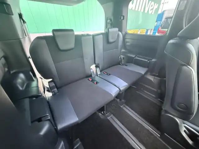 トヨタ ノア Si ダブルバイビー 千葉県 2018(平30)年 5.8万km ブラック 純正ナビ(NSZT-Y66T)/フルセグ/フリップダウンモニター/バックカメラ/クルーズコントロール/ドライブレコーダー　前のみ/両側パワースライドドア/衝突軽減ブレーキ/ハーフレザーシート/純正アルミホイール/純正フロアマット/レーンキープアシスト/オートライト/スマートキー/横滑り防止装置/プッシュエンジンスタート