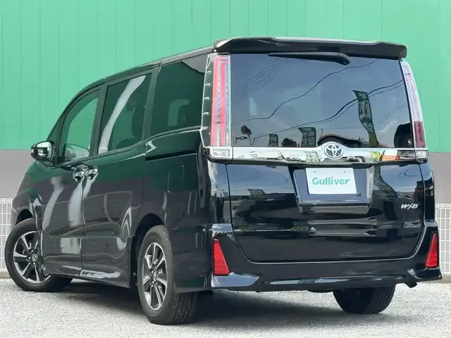 トヨタ ノア Si ダブルバイビー 千葉県 2018(平30)年 5.8万km ブラック 純正ナビ(NSZT-Y66T)/フルセグ/フリップダウンモニター/バックカメラ/クルーズコントロール/ドライブレコーダー　前のみ/両側パワースライドドア/衝突軽減ブレーキ/ハーフレザーシート/純正アルミホイール/純正フロアマット/レーンキープアシスト/オートライト/スマートキー/横滑り防止装置/プッシュエンジンスタート