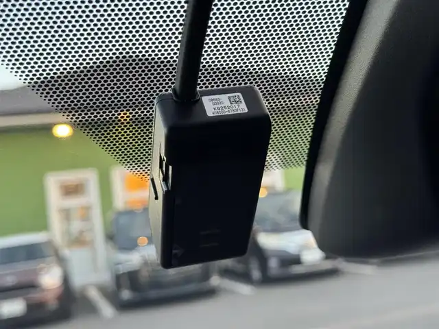 トヨタ ノア Si ダブルバイビー 千葉県 2018(平30)年 5.8万km ブラック 純正9インチメモリーナビ/・CD/DVD/・AM/FM/・BT/・フルセグTV/・バッグカメラ/LEDヘッドライト/・オートライト/・オートマチックハイビーム/衝突軽減システム/レーンキープアシスト/横滑り防止機能/12.1インチフリップダウンモニター/両側パワースライドドア/ウォークスルー/・ハーフレザー/純正フロアマット/Wエアバッグ/スマートキー/保証書・取説