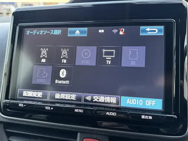 トヨタ ノア Si ダブルバイビー 千葉県 2018(平30)年 5.8万km ブラック 純正9インチメモリーナビ/・CD/DVD/・AM/FM/・BT/・フルセグTV/・バッグカメラ/LEDヘッドライト/・オートライト/・オートマチックハイビーム/衝突軽減システム/レーンキープアシスト/横滑り防止機能/12.1インチフリップダウンモニター/両側パワースライドドア/ウォークスルー/・ハーフレザー/純正フロアマット/Wエアバッグ/スマートキー/保証書・取説