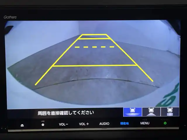 ホンダ フリード＋ G 福岡県 2022(令4)年 1.8万km プラチナホワイトパール 禁煙車/純正9インチメモリナビ/・CD/DVD/BT/フルセグTV/・バックモニター/ホンダセンシング/両側パワースライドドア/シートヒーター（D/N)/LEDヘッドライト/・オートライト/ETC/ステアリングリモコン/アイドリングストップ/後席シェード/純正フロアマット/純正ドアバイザー