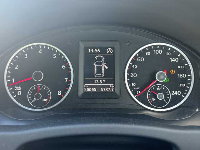 フォルクスワーゲン ティグアン TSI Bモーションテクノロジー 神奈川県 2013(平25)年 5万km ディープブラックパールエフェクト 純正ナビ/（CD/DVD/AM/FM/SD/USB/BT/ワンセグTV)/バックカメラ/前後ドライブレコーダー/ETC/クルーズコントロール/コーナーセンサー/横滑り防止装置/ABS/アイドリングストップ/オートライト/ISOFIX/ルーフレール/純正フロアマット/純正アルミホイール/スペアキー×２/保証書/取扱説明書