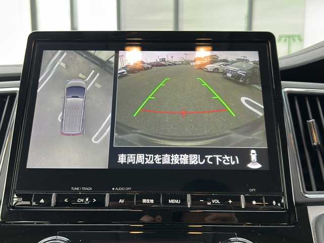 三菱 デリカＤ：５ P 岐阜県 2021(令3)年 6.6万km ウォームホワイトパール 登録時走行距離65387km/純正ナビ/ワンセグテレビ/全方位カメラ/Blue tooth・CD・DVD・SDミュージックサーバー・iPod・AUX/純正ETC/ターボ車/両側パワースライドドア/電動サイドステップ/レーダークルーズコントロール/レーンキープアシスト/ドライブレコーダー/LEDヘッドライト/オートマチックハイビーム/オートライト/横滑り防止装置/ウッド調インパネ/シートヒーター前席/エアシート前席/ワンオーナー/プッシュスタート/スマートキー/スペアキー1本/アイドリングストップ