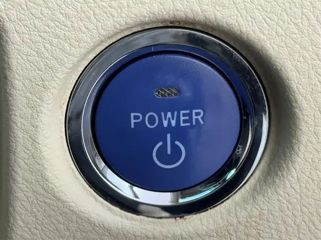 トヨタ ＳＡＩ S Cパッケージ 福岡県 2014(平26)年 8.4万km ホワイトパールクリスタルシャイン 純正ナビ　/バックカメラ　/クルーズコントロール　/車両接近通報装置　/横滑り防止装置　/盗難防止装置　/パワーシート　/ビルトインＥＴＣ　/ステアリングリモコン　/純正１６インチアルミホイール　/純正フロアマット
