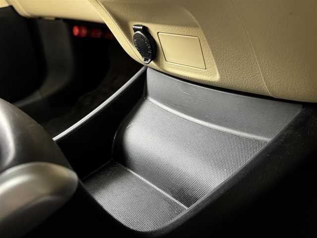 トヨタ ＳＡＩ S Cパッケージ 佐賀県 2014(平26)年 8.4万km ホワイトパールクリスタルシャイン 純正ナビ　/バックカメラ　/クルーズコントロール　/車両接近通報装置　/横滑り防止装置　/盗難防止装置　/パワーシート　/ビルトインＥＴＣ　/ステアリングリモコン　/純正１６インチアルミホイール　/純正フロアマット