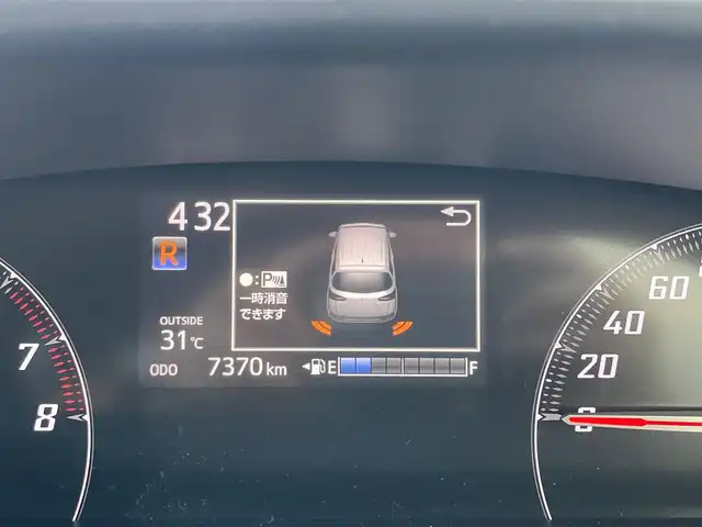 トヨタ シエンタ ファンベースG 東京都 2018(平30)年 0.8万km ホワイトパールクリスタルシャイン トヨタセーフティセンス/レーンキープアシスト/プリクラッシュセーフティ/オートハイビーム/純正SDナビ/（フルセグ/Bluetooth/AM/FM/CD/DVD）/パノラミックビューモニター/両側パワースライドドア/ビルトインETC2.0/前後ドライブレコーダー/ステアリングスイッチ/インテリジェントクリアランスソナー