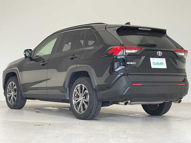 トヨタ ＲＡＶ４ X 愛知県 2023(令5)年 1.8万km アティチュードブラックマイカ トヨタセーフティセンス/純正ディズプレイオーディオナビ/レーダークルーズコントロール/バックカメラ/コーナーセンサー/純正アルミホイール/ルーフレール/ETC2.0/ブラインドスポットモニター/LEDヘッドライト/オートマチックハイビーム/衝突軽減システム/Bluetooth/フルセグ/ステアリングスイッチ/スマートキー/プッシュスタート