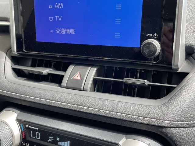 トヨタ ＲＡＶ４ X 愛知県 2023(令5)年 1.8万km アティチュードブラックマイカ トヨタセーフティセンス/純正ディズプレイオーディオナビ/レーダークルーズコントロール/バックカメラ/コーナーセンサー/純正アルミホイール/ルーフレール/ETC2.0/ブラインドスポットモニター/LEDヘッドライト/オートマチックハイビーム/衝突軽減システム/Bluetooth/フルセグ/ステアリングスイッチ/スマートキー/プッシュスタート