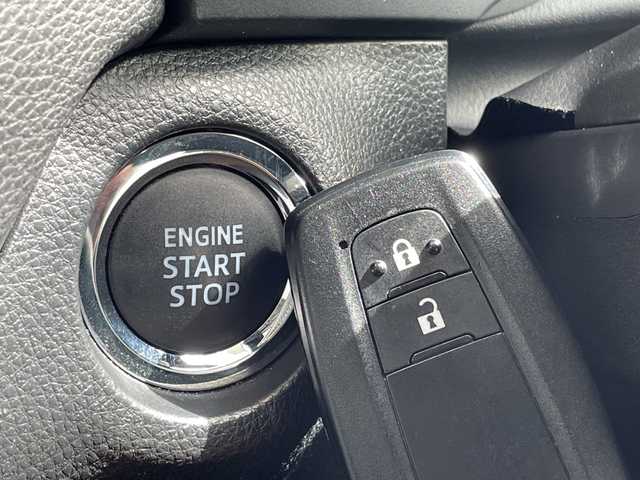 トヨタ ＲＡＶ４ X 愛知県 2023(令5)年 1.8万km アティチュードブラックマイカ トヨタセーフティセンス/純正ディズプレイオーディオナビ/レーダークルーズコントロール/バックカメラ/コーナーセンサー/純正アルミホイール/ルーフレール/ETC2.0/ブラインドスポットモニター/LEDヘッドライト/オートマチックハイビーム/衝突軽減システム/Bluetooth/フルセグ/ステアリングスイッチ/スマートキー/プッシュスタート