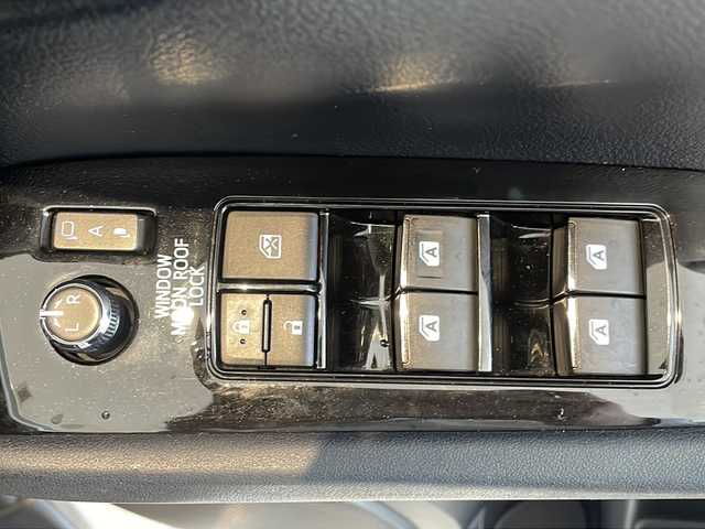 トヨタ ヴェルファイア Z Aエディション ゴールデンアイズ 茨城県 2016(平28)年 7.3万km ホワイトパールクリスタルシャイン サンルーフ/フリップダウンモニター/フロントスポイラー/純正10インチメモリナビ【NSZN-Z66T】/(地デジTV・CD・DVD・BT・ラジオ再生)/クルーズコントロール/ハーフレザーシート/電動リアゲート/バックカメラ/ビルトインETC/オートライト/LEDヘッドライト/純正18inアルミホイール/オートライト/LEDヘッドライト/スマートキー/スペアキー/取扱説明書