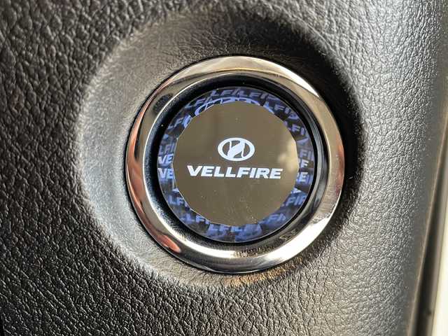 トヨタ ヴェルファイア Z Aエディション ゴールデンアイズ 茨城県 2016(平28)年 7.3万km ホワイトパールクリスタルシャイン サンルーフ/フリップダウンモニター/フロントスポイラー/純正10インチメモリナビ【NSZN-Z66T】/(地デジTV・CD・DVD・BT・ラジオ再生)/クルーズコントロール/ハーフレザーシート/電動リアゲート/バックカメラ/ビルトインETC/オートライト/LEDヘッドライト/純正18inアルミホイール/オートライト/LEDヘッドライト/スマートキー/スペアキー/取扱説明書