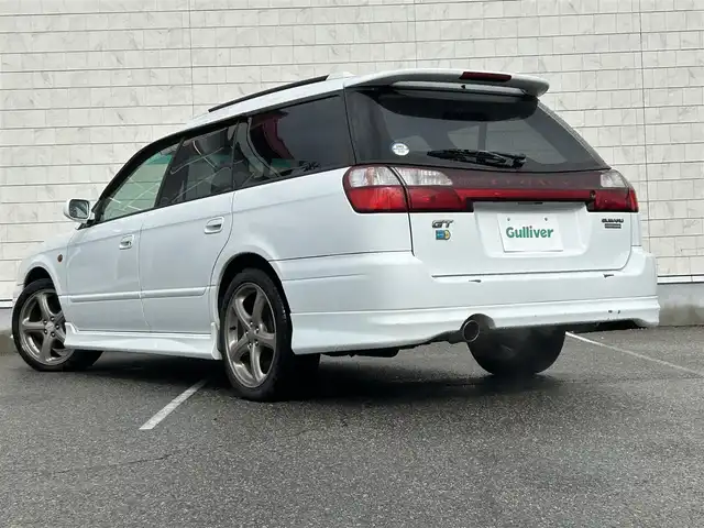 スバル レガシィ ツーリングワゴン GT－B E－tuneⅡ 富山県 2001(平13)年 6.2万km ピュアホワイト 4WD/5MT/カロッツェリアナビ/HIDヘッドランプ/フロントフォグランプ/オートエアコン/MOMO製革巻きステアリング/運転席パワーシート/純正17インチアルミホイール/リモコンキー