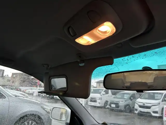 スバル レガシィ ツーリングワゴン GT－B E－tuneⅡ 富山県 2001(平13)年 6.2万km ピュアホワイト 4WD/5MT/カロッツェリアナビ/HIDヘッドランプ/フロントフォグランプ/オートエアコン/MOMO製革巻きステアリング/運転席パワーシート/純正17インチアルミホイール/リモコンキー