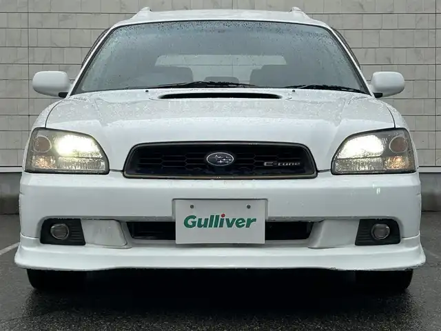 スバル レガシィ ツーリングワゴン GT－B E－tuneⅡ 富山県 2001(平13)年 6.2万km ピュアホワイト 4WD/5MT/カロッツェリアナビ/HIDヘッドランプ/フロントフォグランプ/オートエアコン/MOMO製革巻きステアリング/運転席パワーシート/純正17インチアルミホイール/リモコンキー