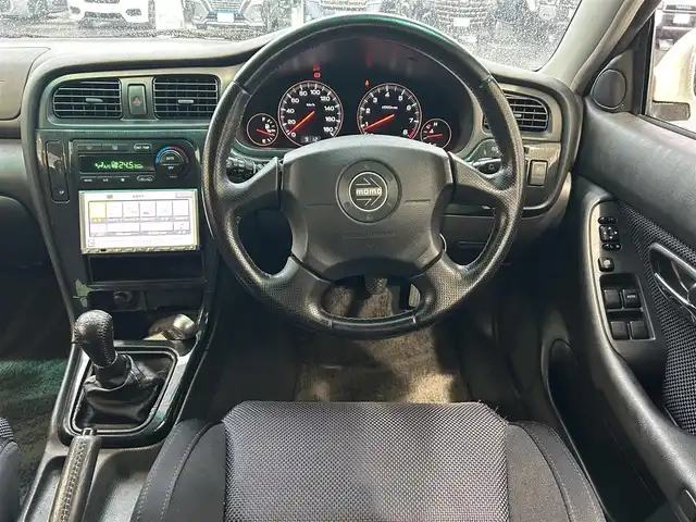 スバル レガシィ ツーリングワゴン GT－B E－tuneⅡ 富山県 2001(平13)年 6.2万km ピュアホワイト 4WD/5MT/カロッツェリアナビ/HIDヘッドランプ/フロントフォグランプ/オートエアコン/MOMO製革巻きステアリング/運転席パワーシート/純正17インチアルミホイール/リモコンキー