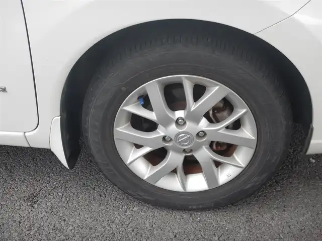 日産 ノート e－パワー メダリスト 静岡県 2017(平29)年 6.2万km ブリリアントホワイトパール エマージェンシーブレーキ/車線逸脱警報/純正ナビMM316D/フルセグ/BT接続/SD/アラウンドビューモニター/車線逸脱警報/前方ドライブレコーダー/社外ETC/ハーフレザーシート/ステアリングリモコン/インテリジェントキー×2/プッシュスタート/オートライト/フォグランプ/LEDヘッドライト/純正フロアマット/純正ドアバイザー/取説・保証書