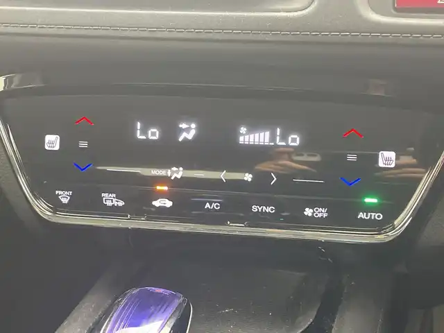 ホンダ ヴェゼル ハイブリッド Z 群馬県 2014(平26)年 4.8万km ホワイトオーキッドパール 社外ナビ　フルセグＴＶ　バックカメラ　クルーズコントロール　シートヒーター　オートライト　ＬＥＤヘッドライト　ハーフレザーシート　革巻きステアリング　純正アルミホイール　ＥＴＣ　スマートキー　禁煙車