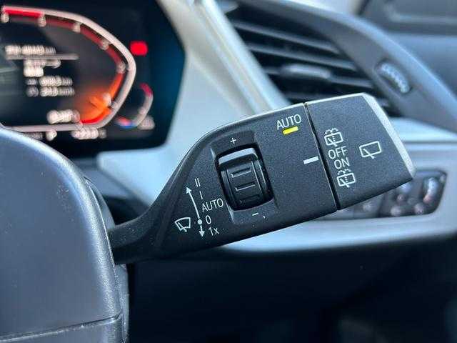 ＢＭＷ ＢＭＷ １１８ｄ プレイ エディションジョイ+ 埼玉県 2020(令2)年 4.9万km アルピンホワイトⅢ 純正HDDナビ/(Bluetooth/USB/CD/DVD)/ＡｐｐｌｅＣａｒＰｌａｙ　/インテリジェントセーフティ/パワーシート/パーキングアシスト/バックカメラ/ワイヤレスチャージ/ミラーＥＴＣ/純正１８インチアルミホイール