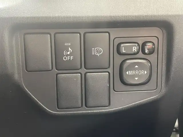 トヨタ プリウス S ツーリングセレ マイコーデ 岐阜県 2013(平25)年 10.4万km ホワイトパールクリスタルシャイン (株)IDOMが運営する【じしゃロン多治見店】の自社ローン専用車両になります。こちらは現金またはオートローンご利用時の価格です。自社ローンご希望の方は別途その旨お申付け下さい。/純正ディーラーOPナビ/（Bluetooth、DVD、フルセグテレビ）/バックカメラ/ステアリングリモコン/ドライブレコーダー（HDR360G）/社外レーダー/コーナーセンサー/LEDヘッドライト/オートライト/フォグランプ