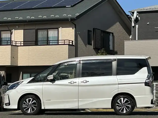 日産 セレナ ハイウェイスター V 宮城県 2020(令2)年 6.1万km ブリリアントホワイトパール /ワンオーナー//純正メモリナビ//CD/DVD/SD/BT/USB/フルセグテレビ//純正フリップダウンモニター//両側パワースライドドア//左側ハンズフリースライドドア//クルーズコントロール//アラウンドビューモニター//エマージェンシーブレーキ//ブラインドスポットモニター//ビルトインETC//HID//スマートキーx2//保証書/取扱説明書/ディーラー点検記録簿