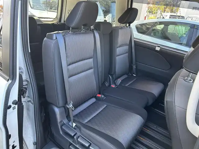 日産 セレナ ハイウェイスター V 宮城県 2020(令2)年 6.1万km ブリリアントホワイトパール /ワンオーナー//純正メモリナビ//CD/DVD/SD/BT/USB/フルセグテレビ//純正フリップダウンモニター//両側パワースライドドア//左側ハンズフリースライドドア//クルーズコントロール//アラウンドビューモニター//エマージェンシーブレーキ//ブラインドスポットモニター//ビルトインETC//HID//スマートキーx2//保証書/取扱説明書/ディーラー点検記録簿