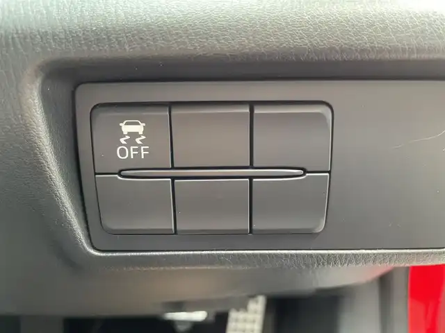 アバルト １２４ スパイダー 栃木県 2020(令2)年 1.8万km 赤 カラーコード「A7V」/レザーナビゲーションパッケージ/├LEDヘッドライト/├革シート/├CD/DVD/TVチューナー/└SDナビゲーション/レコードモンツァマフラー/スマートキー/プッシュスタート/シートヒーター/バックソナー/バックカメラ/ドライブレコーダー/ETC/クルーズコントロール