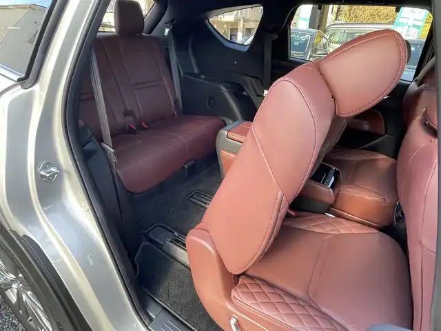 マツダ ＣＸ－８ XD エクスクルーシブモード 埼玉県 2021(令3)年 3.9万km プラチナクォーツメタリック サンルーフ/茶革シート/シートヒーター＆エアシート/パワーシート/BOSEサウンド/純正ナビTV/360度カメラ/前後ドラレコ/パワーバックドア/クリアランスソナー/純正１９インチアルミ/LEDヘッドライト/ヘッドアップディスプレイ/プッシュスタート/スマートキー/レーダークルーズコントロール/保証書付整備手帳/取扱説明書