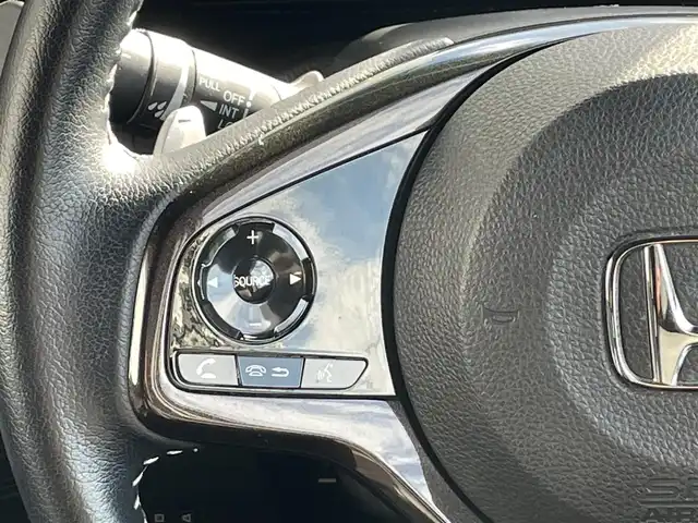 ホンダ Ｎ ＢＯＸ カスタム G L ターボ ホンダセンシング 道央・札幌 2019(令1)年 4.2万km プラチナホワイトパール ・４WD/・ホンダセンシング/・純正ナビ/　CD＆DVD＆BT＆TV/・バックカメラ/・両側パワースライドドア/・ハーフレザーシート/・純正エンジンスターター/・レーダークルーズコントロール/・コーナーセンサー/・レーンキープアシスト/・オートライト/・オートエアコン/・ミラーヒーター/・シートヒーター/・ターボ/・前後ドライブレコーダー/・純正AW＆冬タイヤ積込/・プッシュスタート/・スマートキー/・電動格納ミラー/・社外レーダー/・純正フロアマット/・ドアバイザー/・ウィンカーミラー/・フォグライト/・スペアキー