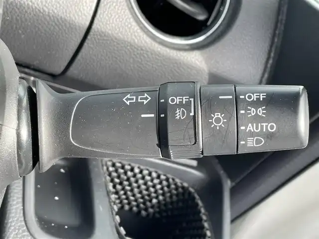 ホンダ Ｎ ＢＯＸ カスタム G L ターボ ホンダセンシング 道央・札幌 2019(令1)年 4.2万km プラチナホワイトパール ・４WD/・ホンダセンシング/・純正ナビ/　CD＆DVD＆BT＆TV/・バックカメラ/・両側パワースライドドア/・ハーフレザーシート/・純正エンジンスターター/・レーダークルーズコントロール/・コーナーセンサー/・レーンキープアシスト/・オートライト/・オートエアコン/・ミラーヒーター/・シートヒーター/・ターボ/・前後ドライブレコーダー/・純正AW＆冬タイヤ積込/・プッシュスタート/・スマートキー/・電動格納ミラー/・社外レーダー/・純正フロアマット/・ドアバイザー/・ウィンカーミラー/・フォグライト/・スペアキー