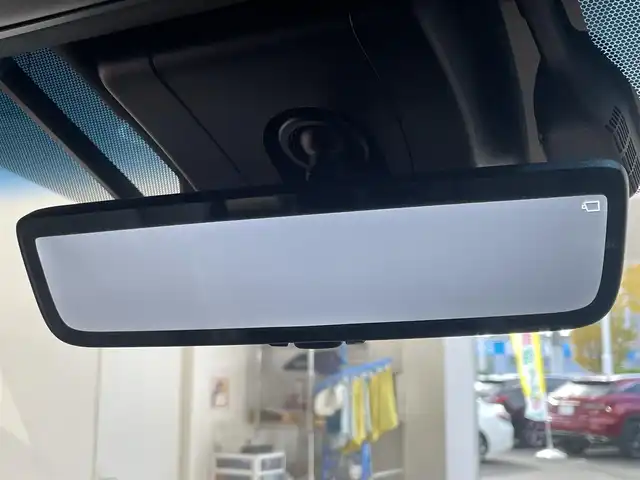 トヨタ アルファードハイブリット エグゼクティブ ラウンジ S 宮城県 2020(令2)年 4.1万km ホワイトパールクリスタルシャイン 4WD/ツインムーンルーフ/JBLサウンドシステム/トヨタセーフティセンス/・プリクラッシュセーフティ/・レーントレーシングアシスト/・クリアランスソナー/・パーキングサポートブレーキ/・ブラインドスポットモニター/・リヤクロストラフィックアラート/・ロードサインアシスト/純正ナビ/・フルセグTV/Bluetooth/CD/DVD/・純正フリップダウン/・純正ビルドインETC2.0/・ドライブレコーダー前方/・デジタルインナーミラー/・全方位カメラ/電子パーキング/・オートブレーキホールド/電動リアゲート/革巻きステアリング/・ステアリングスイッチ/レザーシート/・シートメモリー(運転席)/・シートヒーター（全席）/・オットマン（助手席・2列目）/AC100V充電/プッシュスタート/・スマートキー/LEDヘッドライト/・オートライト/・オートマチックハイビーム/・フォグランプ/純正アルミホイール/純正フロアマット/ドアバイザー