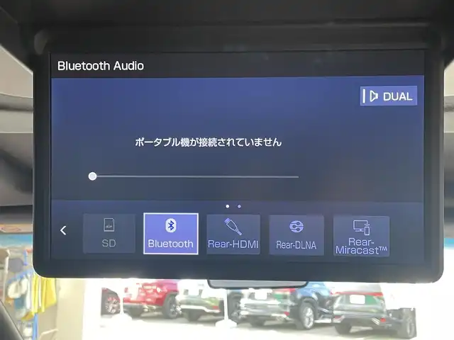 トヨタ アルファードハイブリット エグゼクティブ ラウンジ S 宮城県 2020(令2)年 4.1万km ホワイトパールクリスタルシャイン 4WD/ツインムーンルーフ/JBLサウンドシステム/トヨタセーフティセンス/・プリクラッシュセーフティ/・レーントレーシングアシスト/・クリアランスソナー/・パーキングサポートブレーキ/・ブラインドスポットモニター/・リヤクロストラフィックアラート/・ロードサインアシスト/純正ナビ/・フルセグTV/Bluetooth/CD/DVD/・純正フリップダウン/・純正ビルドインETC2.0/・ドライブレコーダー前方/・デジタルインナーミラー/・全方位カメラ/電子パーキング/・オートブレーキホールド/電動リアゲート/革巻きステアリング/・ステアリングスイッチ/レザーシート/・シートメモリー(運転席)/・シートヒーター（全席）/・オットマン（助手席・2列目）/AC100V充電/プッシュスタート/・スマートキー/LEDヘッドライト/・オートライト/・オートマチックハイビーム/・フォグランプ/純正アルミホイール/純正フロアマット/ドアバイザー