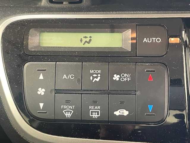 ホンダ Ｎ ＢＯＸ G Lパッケージ 宮城県 2016(平28)年 13.4万km プレミアムホワイトパールⅡ シティブレーキアクティブシステム/誤発進抑制機能/横滑り防止装置/衝突被害軽減システム/純正ナビ/・フルセグTV/・Bluetooth/・CD/USB/・ビルドインETC/・バックカメラ/アイドリングストップ/プッシュスタート/・スマートキー/純正フロアマット/社外スタッドレスタイヤ（VRX2）