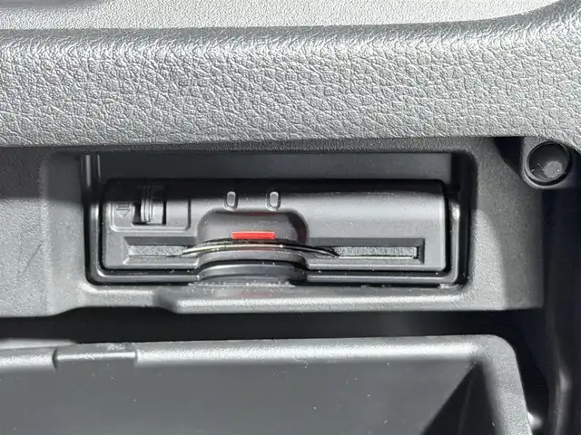 日産 セレナ ハイウェイスター Sハイブリッド 大阪府 2014(平26)年 4.7万km ダイヤモンドブラック 純正8incナビV バックカメラ フリップダウンモニター 両側パワースライドドア クルーズコントロール 衝突軽減ブレーキ レーンアシスト スマートキー プッシュスタート オートライト LEDヘッドライト ワンオーナー