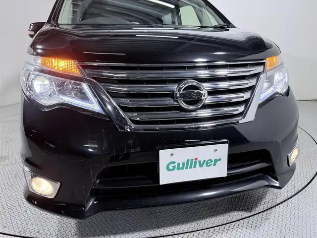 日産 セレナ ハイウェイスター Sハイブリッド 大阪府 2014(平26)年 4.7万km ダイヤモンドブラック 純正8incナビV バックカメラ フリップダウンモニター 両側パワースライドドア クルーズコントロール 衝突軽減ブレーキ レーンアシスト スマートキー プッシュスタート オートライト LEDヘッドライト ワンオーナー