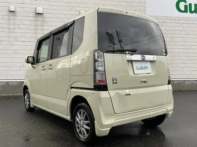 ホンダ Ｎ ＢＯＸ G Lパッケージ 山形県 2013(平25)年 2.5万km ヒダマリアイボリーパール 4WD/スタッドレスタイヤ車載/FM/AM/AUX接続/アイドリングストップ/ABS/横滑り防止装置/パワースライドドア/パワステ/パワーウィンドウ/エンジンスタートボタン/ハロゲンヘッドライト/純正フロアマット/純正ドアバイザー