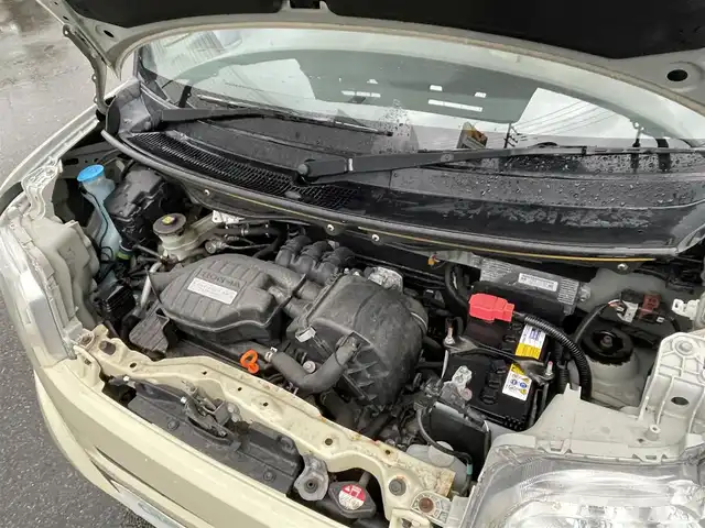 ホンダ Ｎ ＢＯＸ G Lパッケージ 山形県 2013(平25)年 2.5万km ヒダマリアイボリーパール 4WD/スタッドレスタイヤ車載/FM/AM/AUX接続/アイドリングストップ/ABS/横滑り防止装置/パワースライドドア/パワステ/パワーウィンドウ/エンジンスタートボタン/ハロゲンヘッドライト/純正フロアマット/純正ドアバイザー