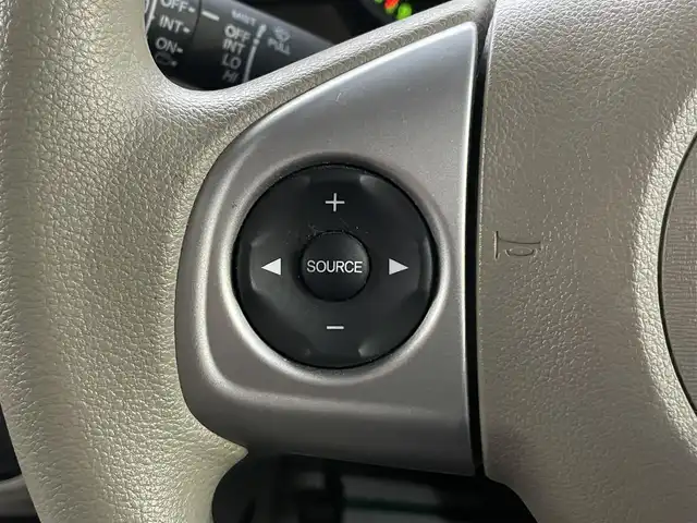 ホンダ Ｎ ＢＯＸ G Lパッケージ 山形県 2013(平25)年 2.5万km ヒダマリアイボリーパール 4WD/スタッドレスタイヤ車載/FM/AM/AUX接続/アイドリングストップ/ABS/横滑り防止装置/パワースライドドア/パワステ/パワーウィンドウ/エンジンスタートボタン/ハロゲンヘッドライト/純正フロアマット/純正ドアバイザー