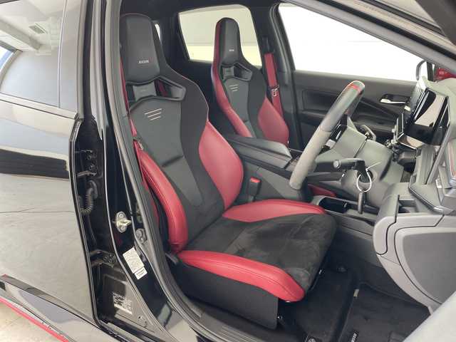 日産 オーラ ニスモ 愛知県 2022(令4)年 3.1万km スーパーブラック ニスモエアロ/純正9型ナビ/ＲＥＣＡＲＯシート/バッグカメラ/コーナーセンサー/純正アルミホイール/ブラインドスポットモニター/LEDヘッドライト/インテリジェントミラー/オートマチックハイビーム/ドライブレコーダー/ETC/衝突軽減システム/フルセグ/CD DVD/Bluetooth/ステアリングスイッチ/スマートキー/プッシュスタート