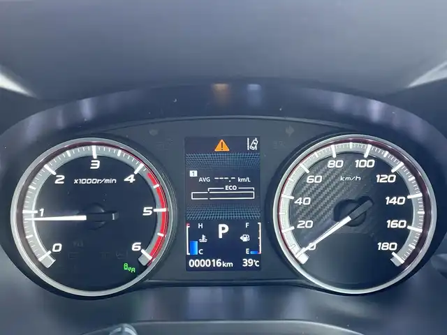 三菱 デリカＤ：５ シャモニー 千葉県 2025(令7)年 0.1千km 白Ⅱ AIS検査済み/【2506031454】社外パーツ取付有/Brat新車仕入カスタム/リフトアップキット（社外）/WEDSマッドヴァンス07新品アルミホイール（社外）/ヨコハマジオランダーX-ATホワイトレター新品タイヤ（社外）/MADLYSヘッドライトプロテクター（社外）/TGSモディファイドフェイスマスク（社外）/BUSTERSルーフラック（社外）/デリカD:5専用ALPINE BIG X11インチナビ【EX11NX】/フルセグTV（走行中映像視聴不可）/Bluetooth/CD/DVD/HDMI/USB/全方位カメラ/オートクルーズコントロール/両側パワースライドドア/エレクトリックリアゲート/ハンドルヒーター/前席シートヒーター/AC100V電源/8人乗り・ディーゼル