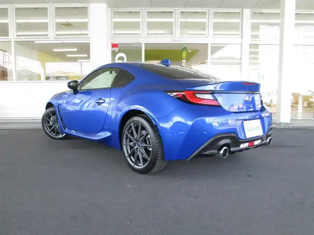 スバル ＢＲＺ S 千葉県 2023(令5)年 0.2万km WRブルーパール ワンオーナー/純正9型ナビ、フルセグTV/バックカメラ/純正オーディオ【DVD/CD/BT/SD/USB】/アイサイト、LEDヘッドライト/レーダークルーズコントロール/パドルシフト付き革巻きステアリング/レーンディパーチャーウォーニング【LDW】/スバルリヤビークルディテクション【SRVD】/ステアリングレスポンシブヘッドランプ【SRH】/ハーフレザーシート/前席シートヒーター/STiドアハンドルプロテクター/純正前方ドライブレコーダー/ETC2.0、スペアキー/ナビ取扱説明書/新車時保証書/R6スバル整備記録簿